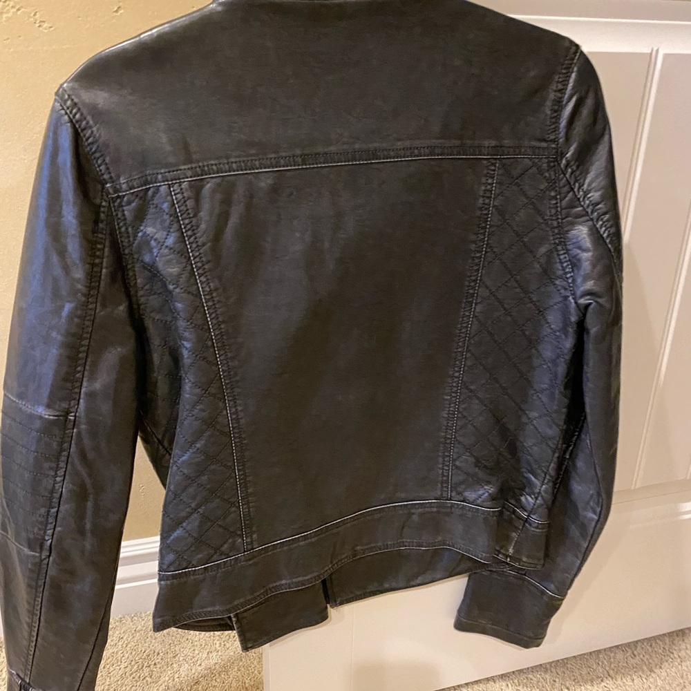 Jacket - Picture 3 of 5